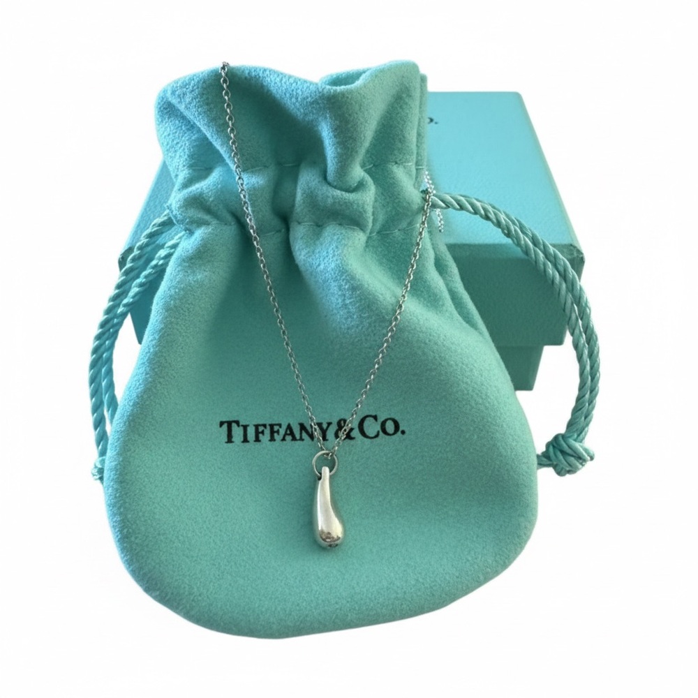 Tiffany & Co. Silver Teardrop Necklace 16”